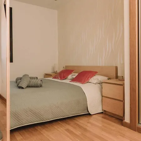 In The Heart Of Cruz, Parking, Netflix, Aircon *
