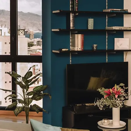 Appartement In The Heart Of Cruz, Parking, Netflix, Aircon Santa-Cruz de Ténérife