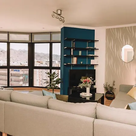 In The Heart Of Cruz, Parking, Netflix, Aircon Santa Cruz de Tenerife