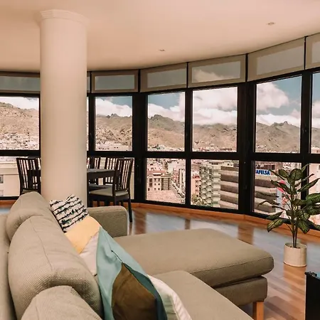 Apartment In The Heart Of Cruz, Parking, Netflix, Aircon *