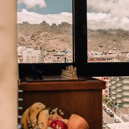Appartement In The Heart Of Cruz, Parking, Netflix, Aircon Santa-Cruz de Ténérife